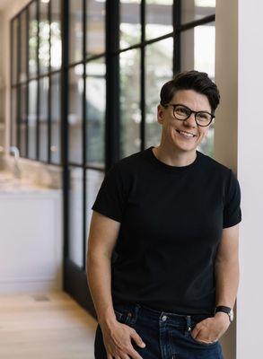 I'm Erin Coker, an Atlanta Realtor helping first-time home buyers, home sellers, and people relocating to Atlanta.