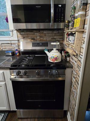 GE Gas Stove