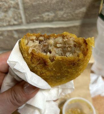 Empanada de papa con poquita carne