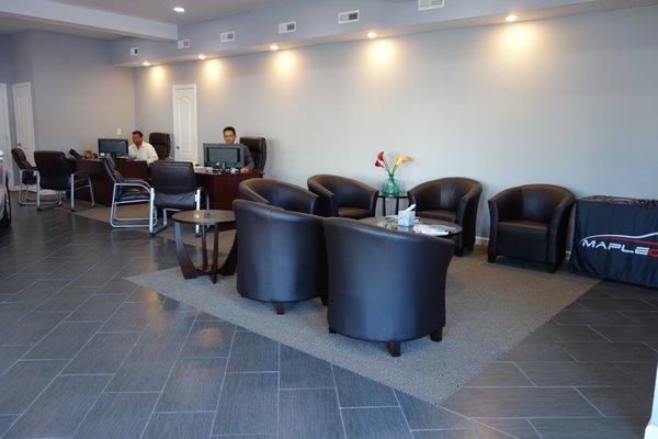 Maple Street Auto Center