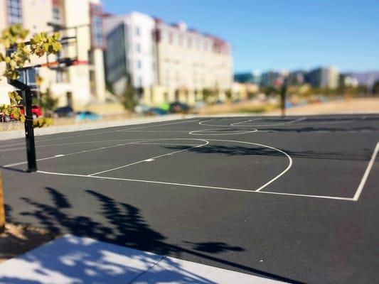 ×1 Full-sized Basketball Court
