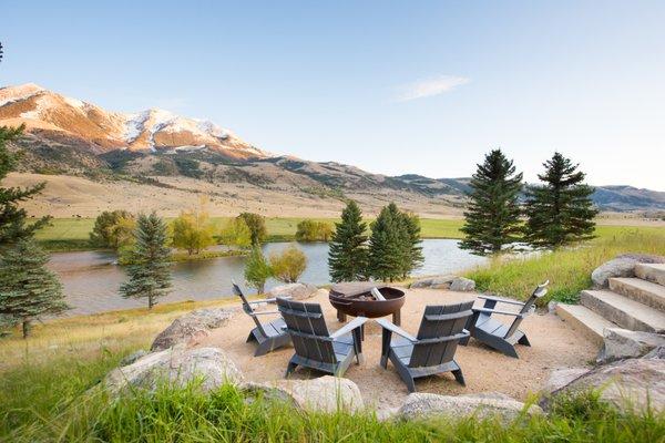 TPR Ranch. Large private ranch in Emigrant, MT
www.incontour.com