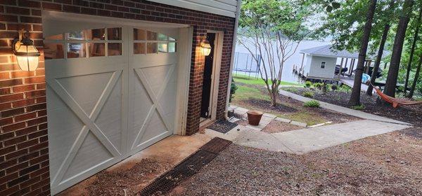 Lion Garage Door Repair & Installation