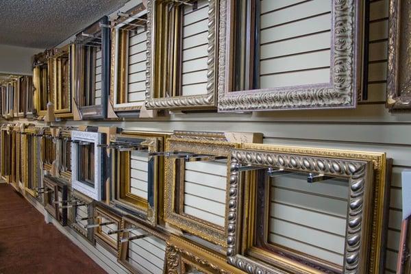 Frames & Things / Picture Framing