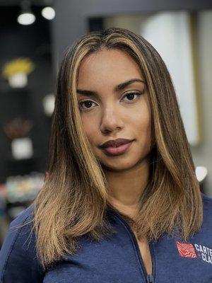 Foilayage Blonde highlights with money piece