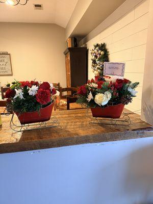 The left is what was sent, the right is the replacement, still wrong container.