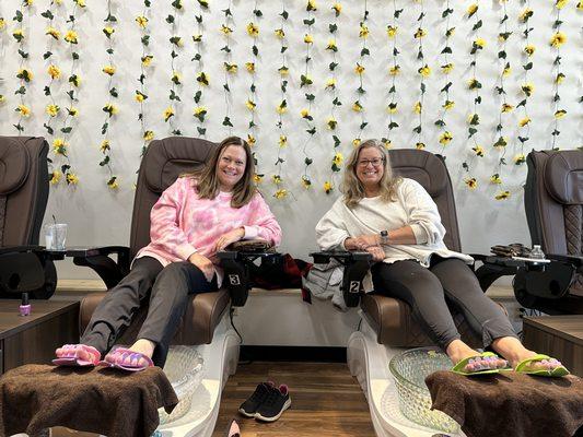 Sunflower Nails & Spa