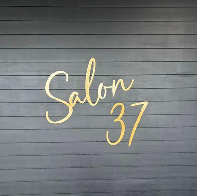 Salon 37 - Dan's Hairstyling