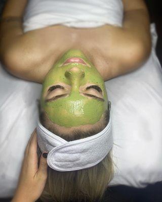 Relaxing facial
