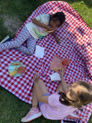 Casita Olvera Dual Day Care