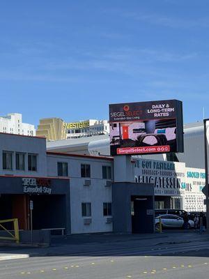 Siegel Select Convention Center