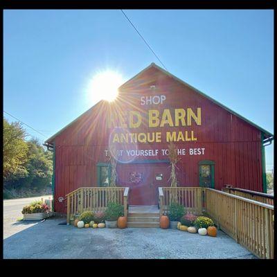 Red Barn Antique Mall
