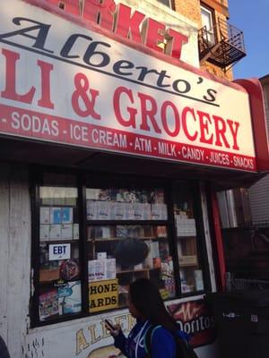 Alberto's Grocery