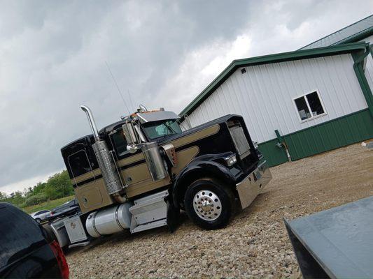 Midwest Collision And Paint