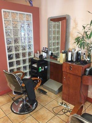 Giorgio's & Eli's Beauty Salon