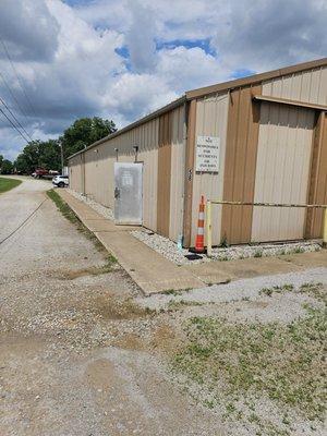 Large Auction House in the MOV