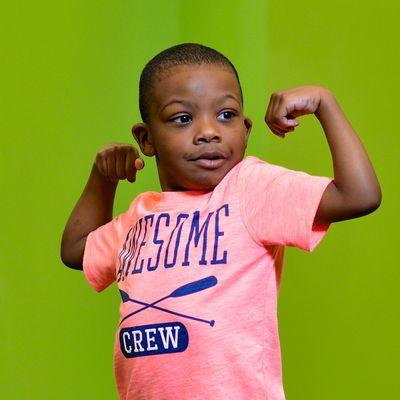 Toddler with autism having fun with therapy at Hopebridge