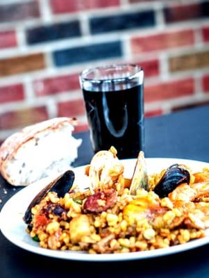 Paellas at your place by Antonio