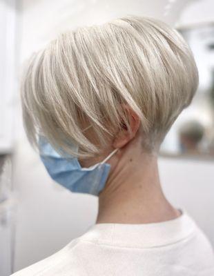 Bleach&Tone
#hairbyelenasf
HairByElena
studio#105