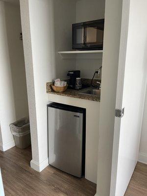 Coastal Hotel & Suites