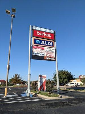 University Plaza, Waxahachie