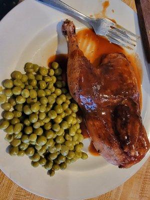 Barbecue baked chicken w/t peas