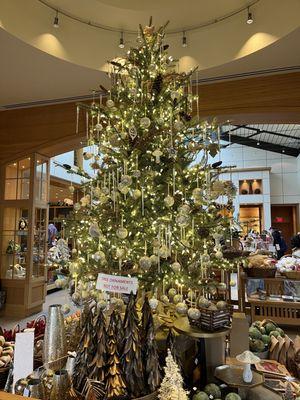 Janis Morris - Berkshire Hathaway