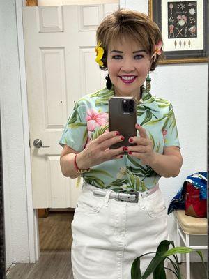 This amazing Aloha clothing is not closed ! I bought 3 blouses n tons of jewelry there! Come back for a review!