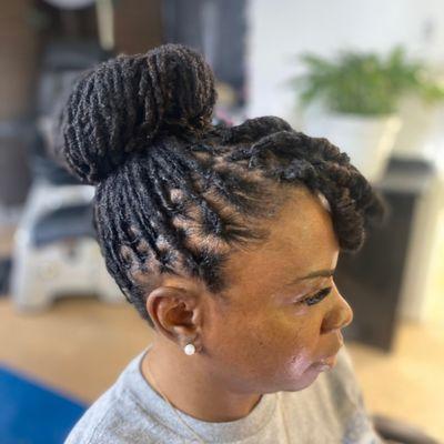 Tonya's Braiding & Natural Hair
