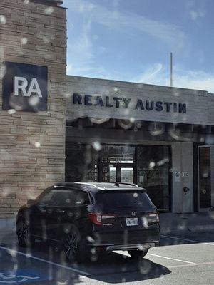 Realty Austin Compass - Southwest