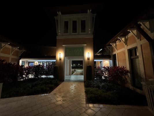 Solstice Bar & Grille