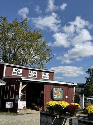 Fitch's Corner Farm Stand