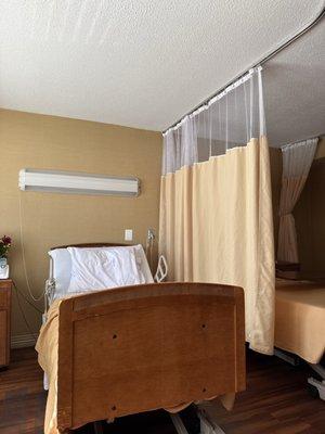 Maple Leaf Health Care Center