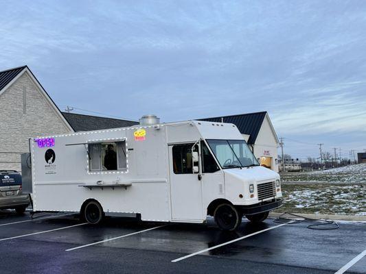 Moon Pizza - Lewis Center