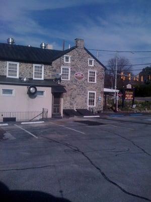 Crowe's Halfway House Restaurant & Tavern