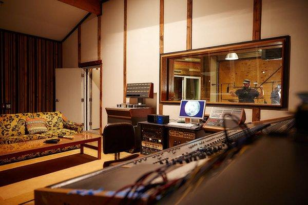 Gatos Trail - Recording Studio