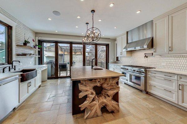 Lakeview_Kitchen