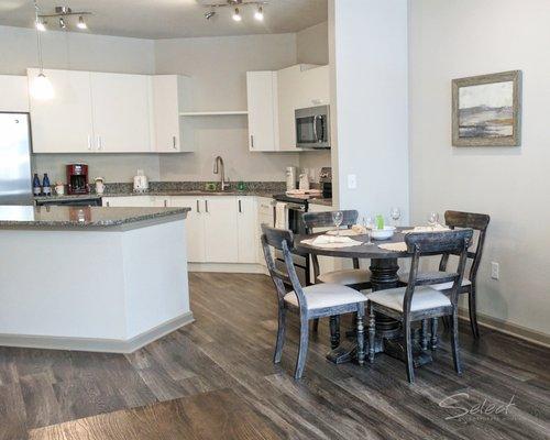 Select Corporate Housing - Furnished Apartments - Short-Term and All-Inclusive