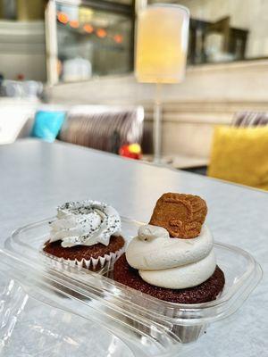 The vegan cupcakes are so good!