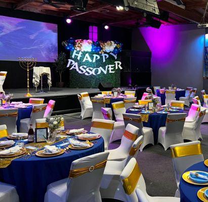 Passover banquet