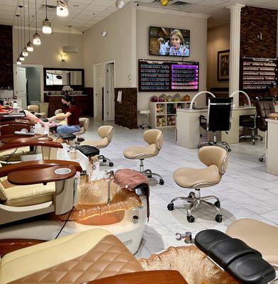 Solar Nails & Spa