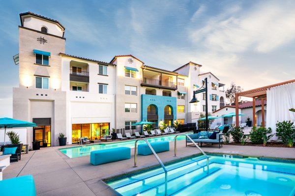 The Monterey Corona Apartments