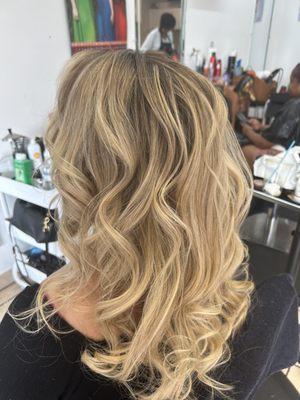 4 Seasons Hair Salon