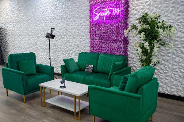 Suite 114 Studio