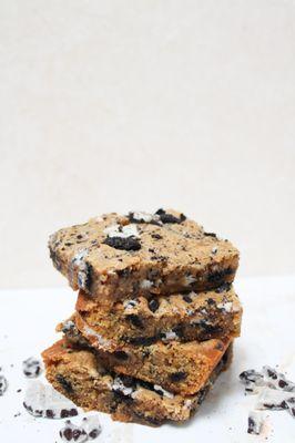 The Girl & The Cookie