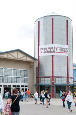 The Farm Chicks Show