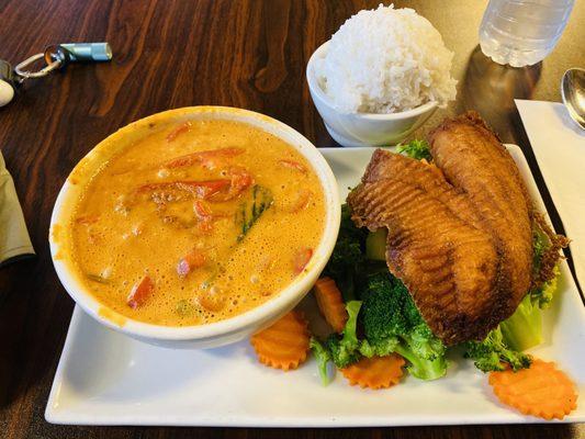 Fried Catfish Red Curry