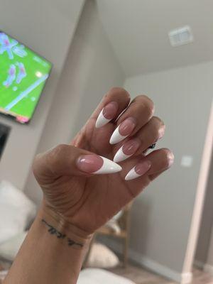 Bella Nails & Spa- Selena