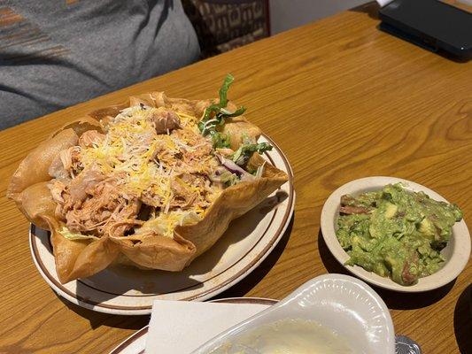 Super taco salad with chicken