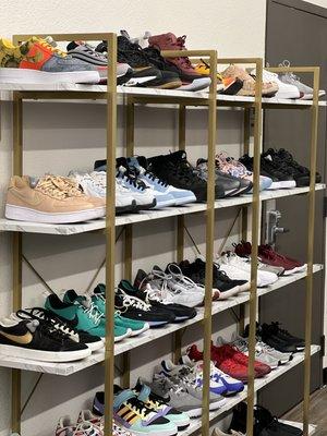 Uptown Cheapskate Gilbert